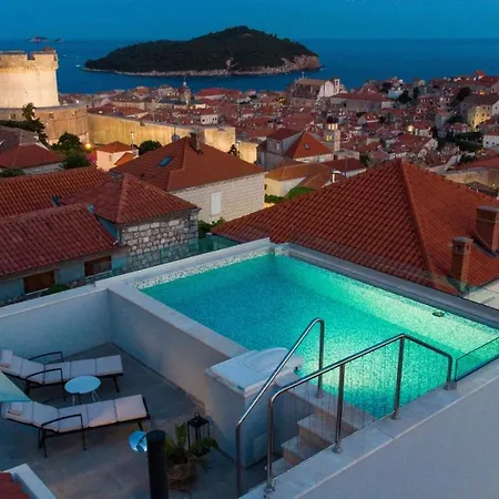Royal - The View Apartamento